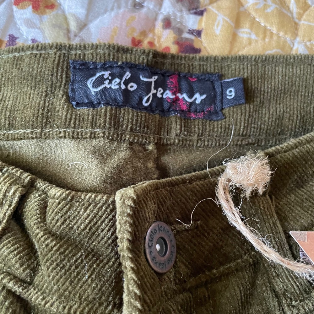 Cielo Jeans Olive Green Corduroy Flare Pants Low Rise Y2K Size 9 SP7057 NWT - Picture 3 of 14